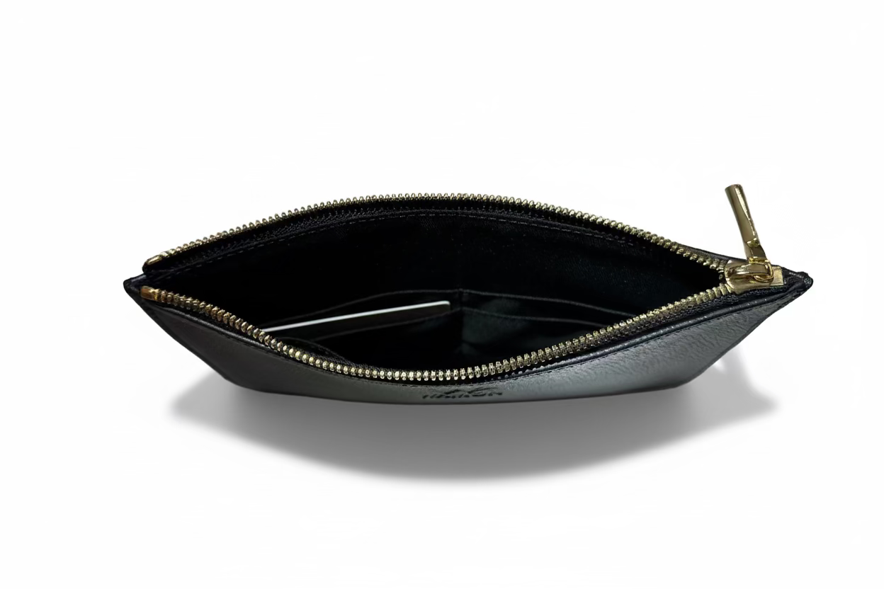 Viola- The Exclusive Wristlet